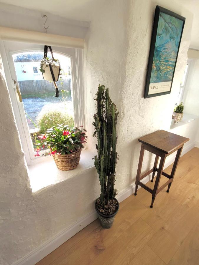 Idyllic Cornish Cottage, Superking Bed, Private Garden Dogs Welcome Truro Exterior photo
