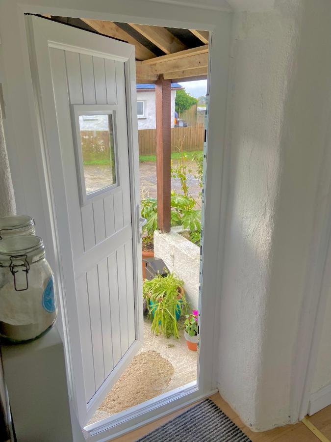 Idyllic Cornish Cottage, Superking Bed, Private Garden Dogs Welcome Truro Exterior photo